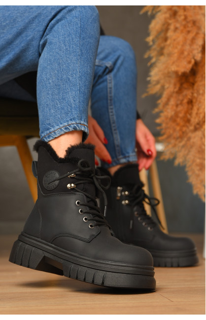 Черевики жіночі зимові чорного кольору 600-1 208456C