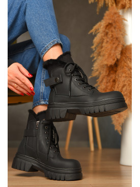Черевики жіночі зимові чорного кольору 802-2 208458C