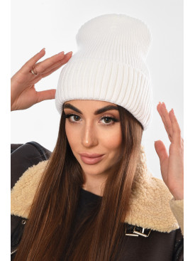 Шапка женская на флисе белого цвета 208460C