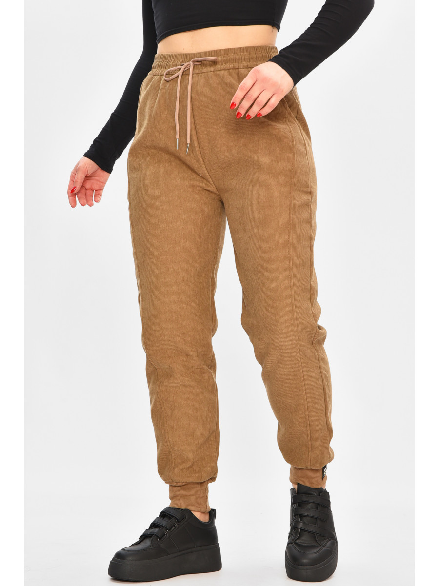 Спортивные штаны женские на искусственном меху бежевого цвета 2039 208487C
