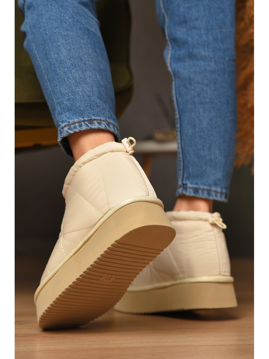 Угги женские на меху светло-бежевого цвета А808-13 208518C