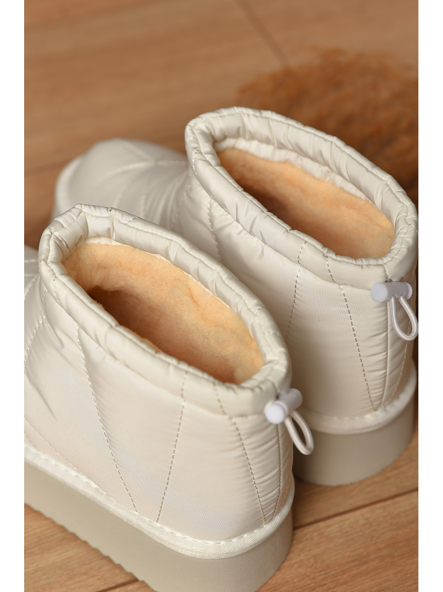 Угги женские на меху белого цвета А808-23 208519C