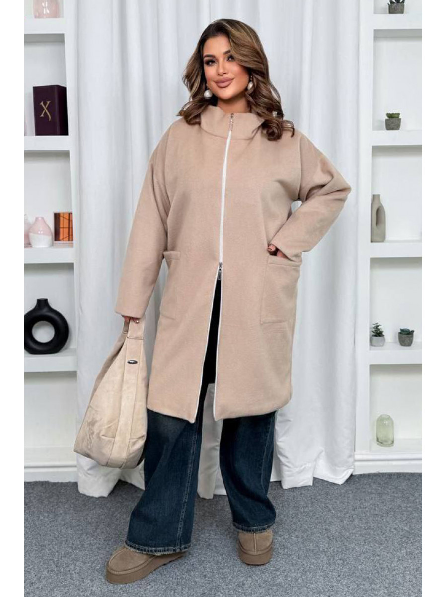 Пальто жіноче демісезонне напівбатальне світло-бежевого кольору 7857 208634C