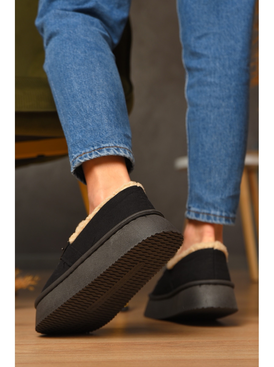 Угги женские на меху черного цвета GP18А 208741C