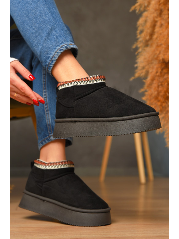 Угги женские на меху черного цвета GP19А 208745C