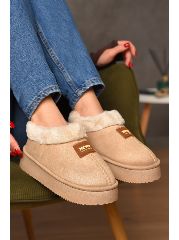 Угги женские на меху бежевого цвета GP22В 208747C