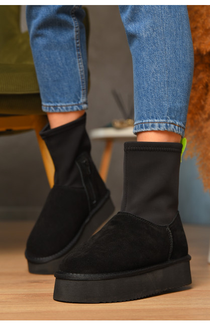 Уггі жіночі на хутрі чорного кольору 1705-1 208793C