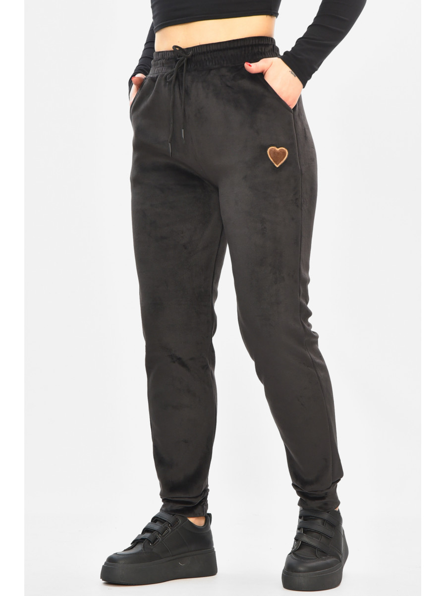 Спортивные штаны женские на искусственном меху черного цвета 208868C