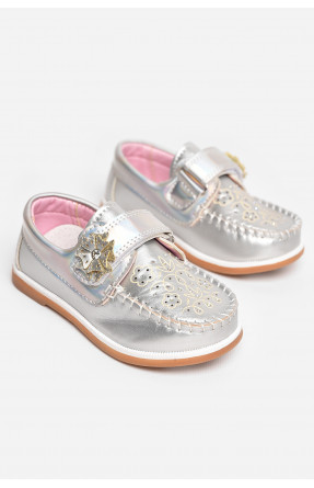 Мокасины детские для девочки серебристого цвета 18302-21 209138C Мокасины детские для девочки серебристого цвета 18302-21 209138C