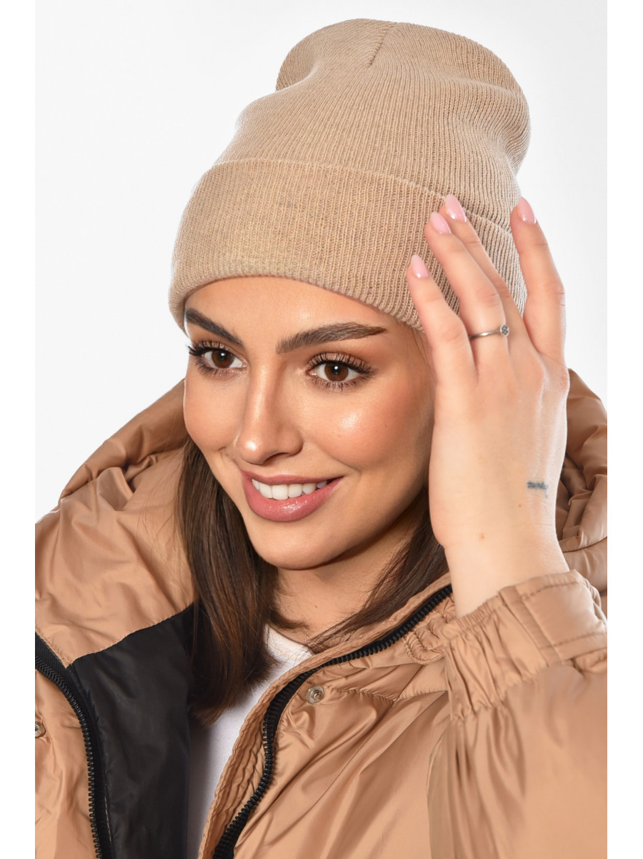 Шапка женская демисезонная светло-бежевого цвета 59269 209146C