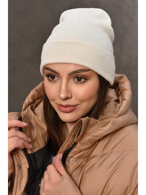 Шапка женская демисезонная белого цвета 57070 209157C