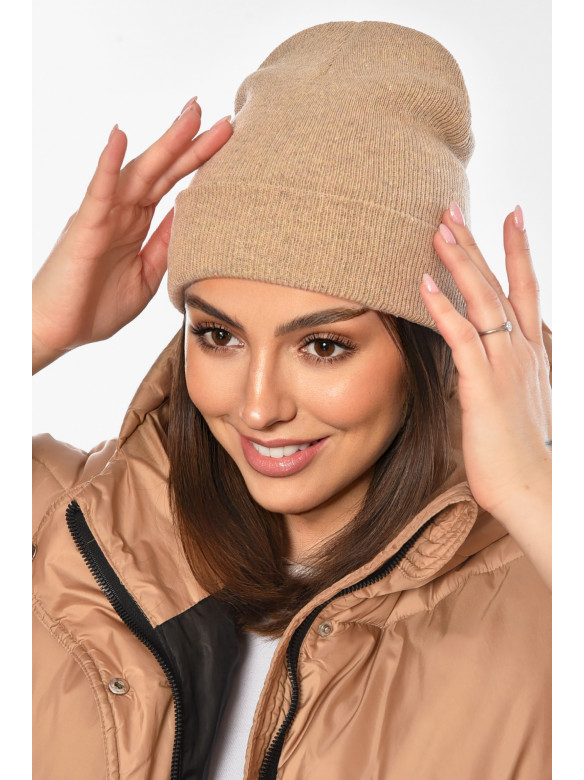 Шапка женская демисезонная бежевого цвета 57070 209163C