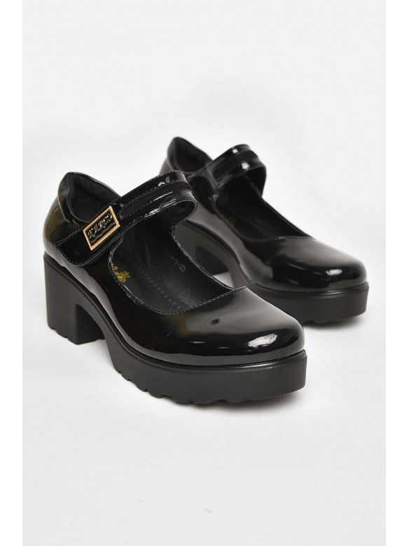 Туфлі-лофери жіночі чорного кольору 209320C