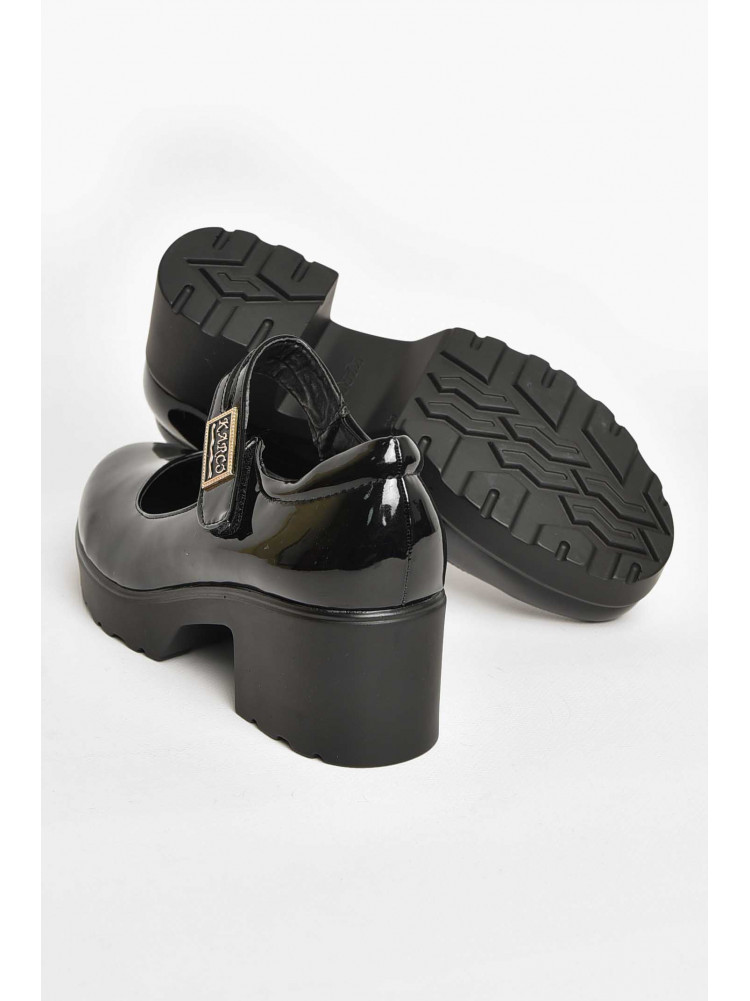 Туфлі-лофери жіночі чорного кольору 209320C