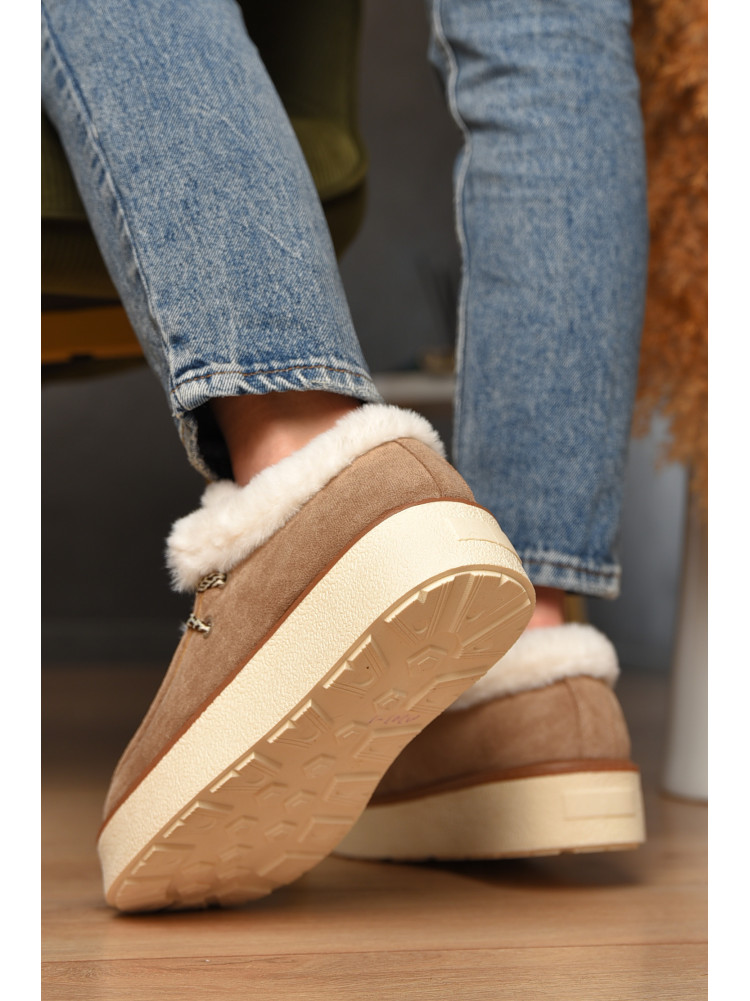 Лоферы женские на меху светло-бежевого цвета М203-1 209326C