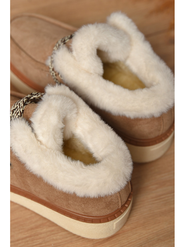 Лоферы женские на меху светло-бежевого цвета М203-1 209326C