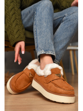 Лофери жіночі на хутрі світло-коричневого кольору М201-2 209327C