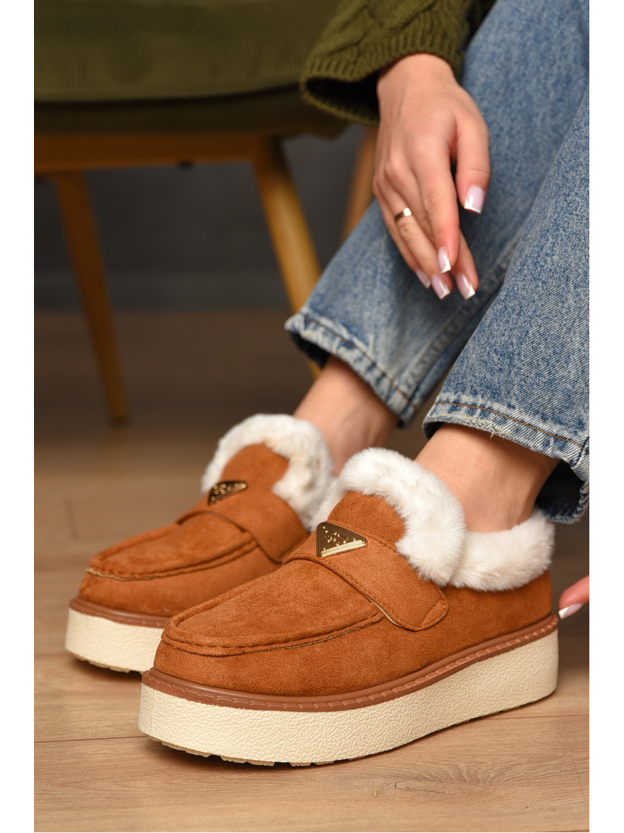Лоферы женские на меху светло-коричневого цвета М201-2 209327C
