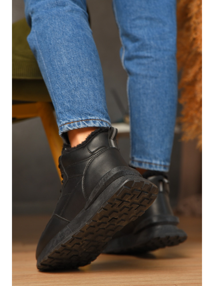 Кросівки зимові жіночі чорного кольору 635-4 209331C