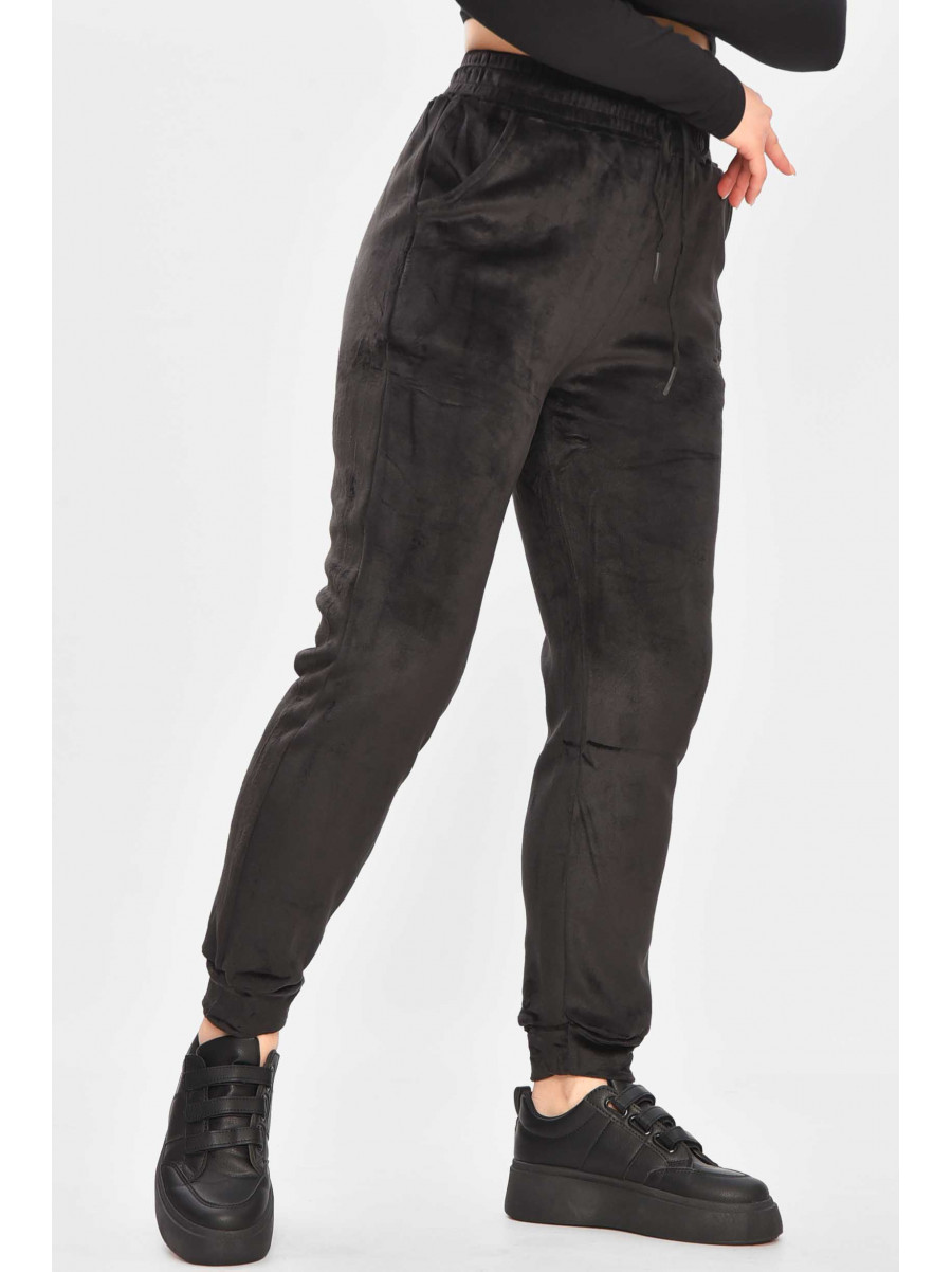 Спортивные штаны женские на искусственном меху черного цвета А502 209347C