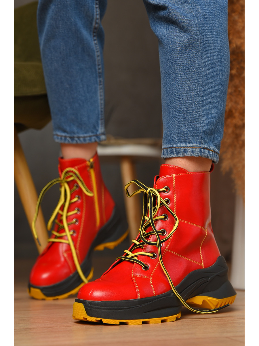 Черевики жіночі демісезонні червоного кольору KL85 В 209369C