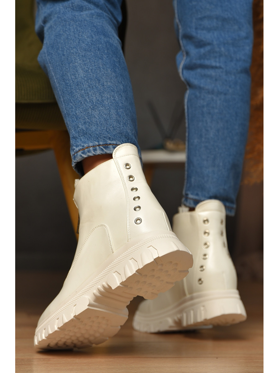 Черевики жіночі демісезонні білого кольору 148-5 209370C