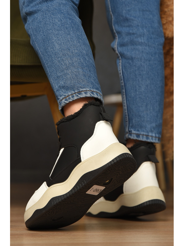 Кросівки зимові жіночі біло-чорного кольору К960-1 209375C