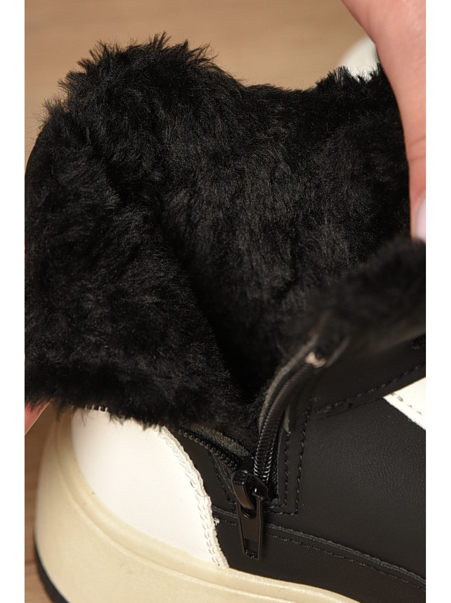 Кросівки зимові жіночі біло-чорного кольору К960-1 209375C