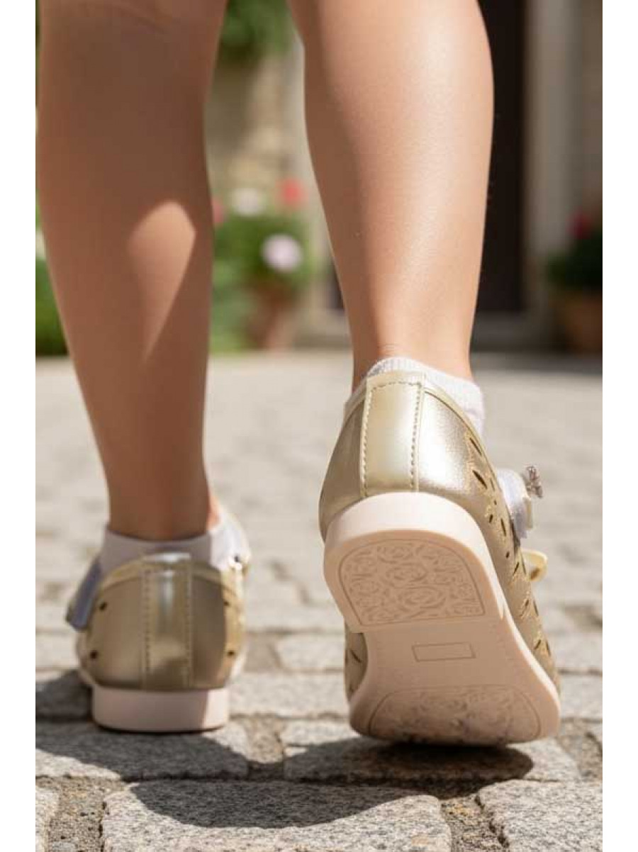 Туфлі для дівчинки золотистого кольору 663-20 209533C