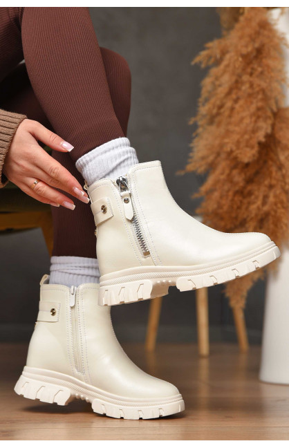 Черевики жіночі демісезонні білого кольору 147-5 209563C