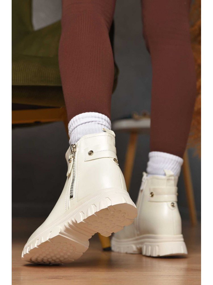 Черевики жіночі демісезонні білого кольору 147-5 209563C
