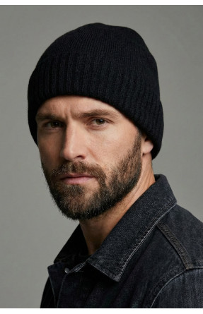 Шапка мужская однотонная на флисе черного цвета 209583C