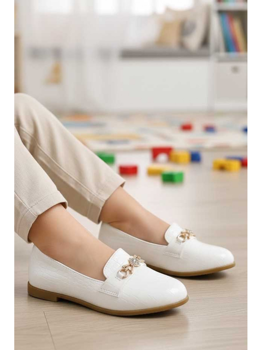 Балетки для дівчинки білого кольору 205-1 209590C