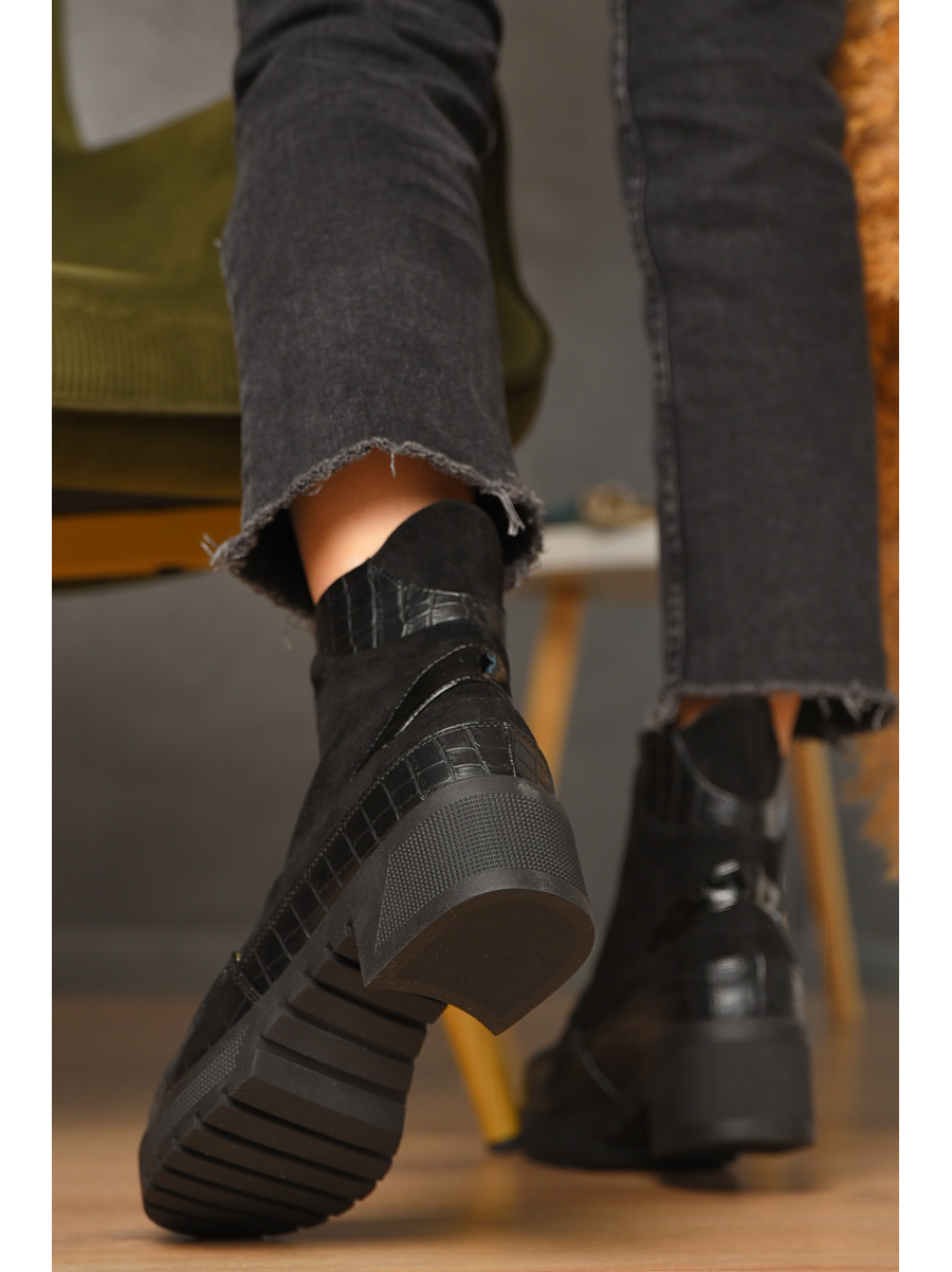 Ботинки женские демисезонные черного цвета на флисе 2038-1 209602C