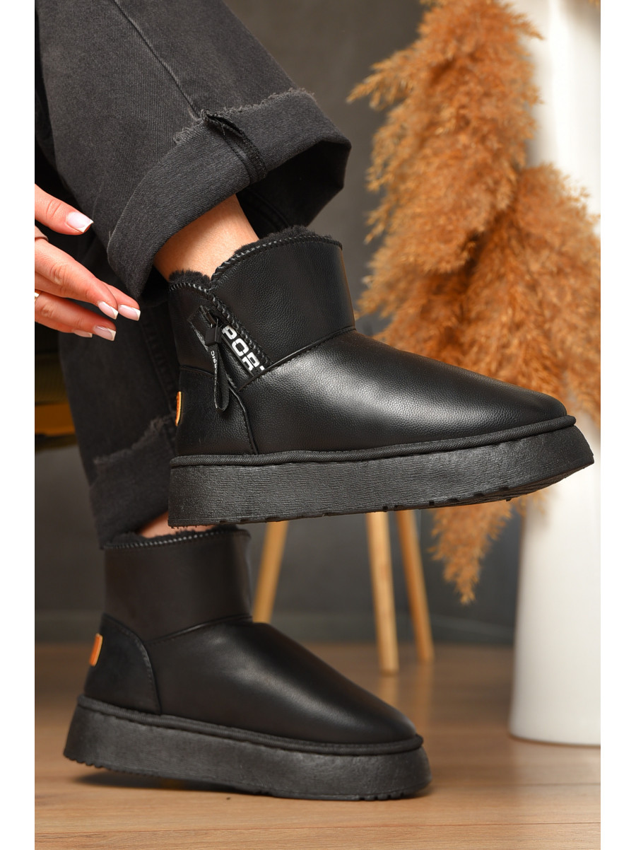 Угги женские черного цвета на меху искуственная кожа DG18-В 209616C