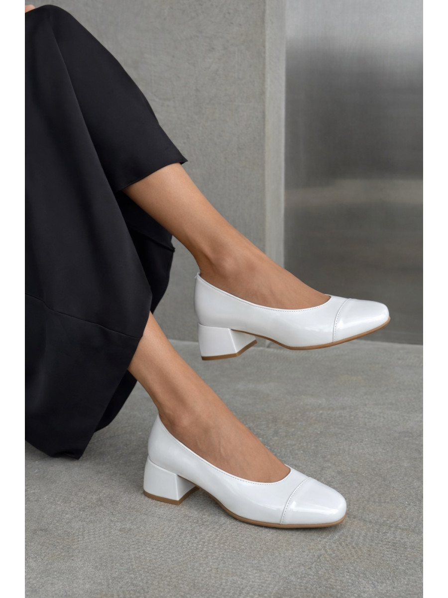Туфли женские белого цвета F358-5 209892C