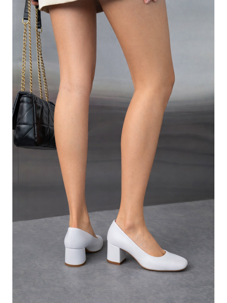 Туфли женские белого цвета F361-5 209922C
