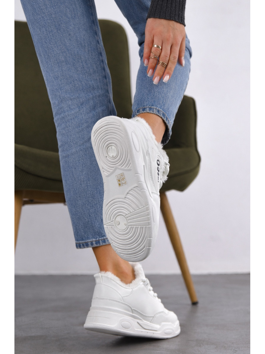 Кроссовки зимние женские белого цвета K967-1 209938C