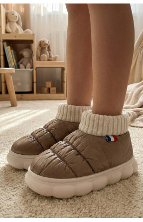 Капці домашні дитячі світло-коричневого кольору JH2310 209949C