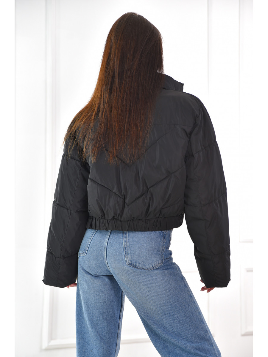 Куртка жіноча демісезонна укорочена чорного кольору 209978C