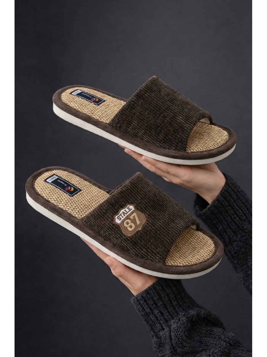 Тапочки комнатные мужские тёмно-коричневого цвета 8212 209980C