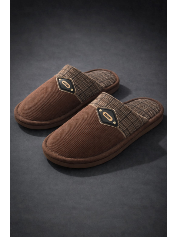 Капці кімнатні чоловічі темно-коричневого кольору D369 209983C