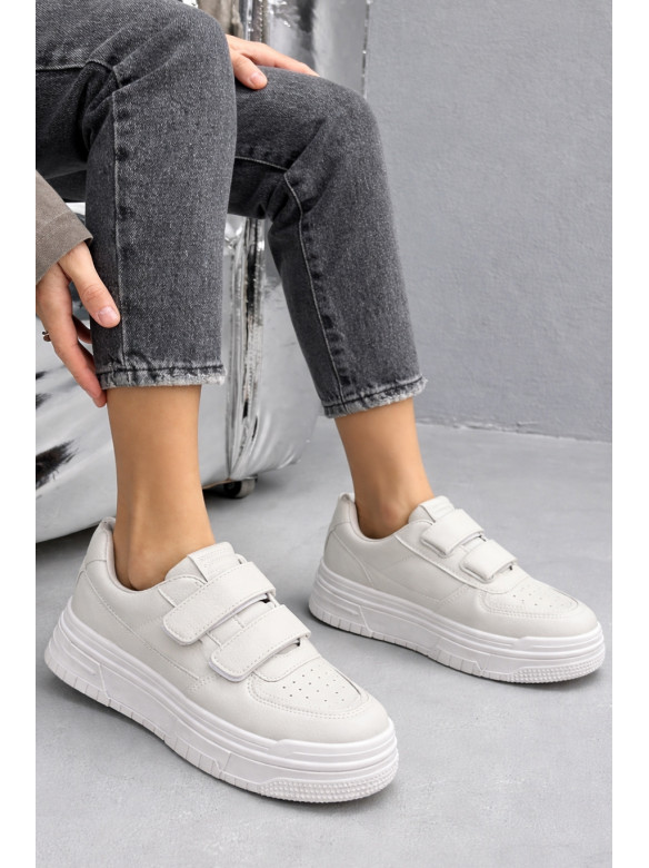 Кросівки жіночі молочного кольору на ліпучці L619-3 210043C