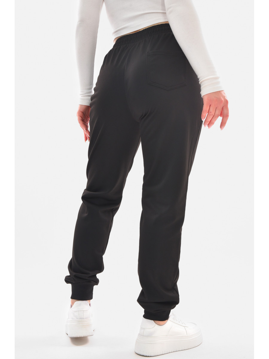 Спортивные штаны женские полубатальные черного цвета 2076-24 210051C