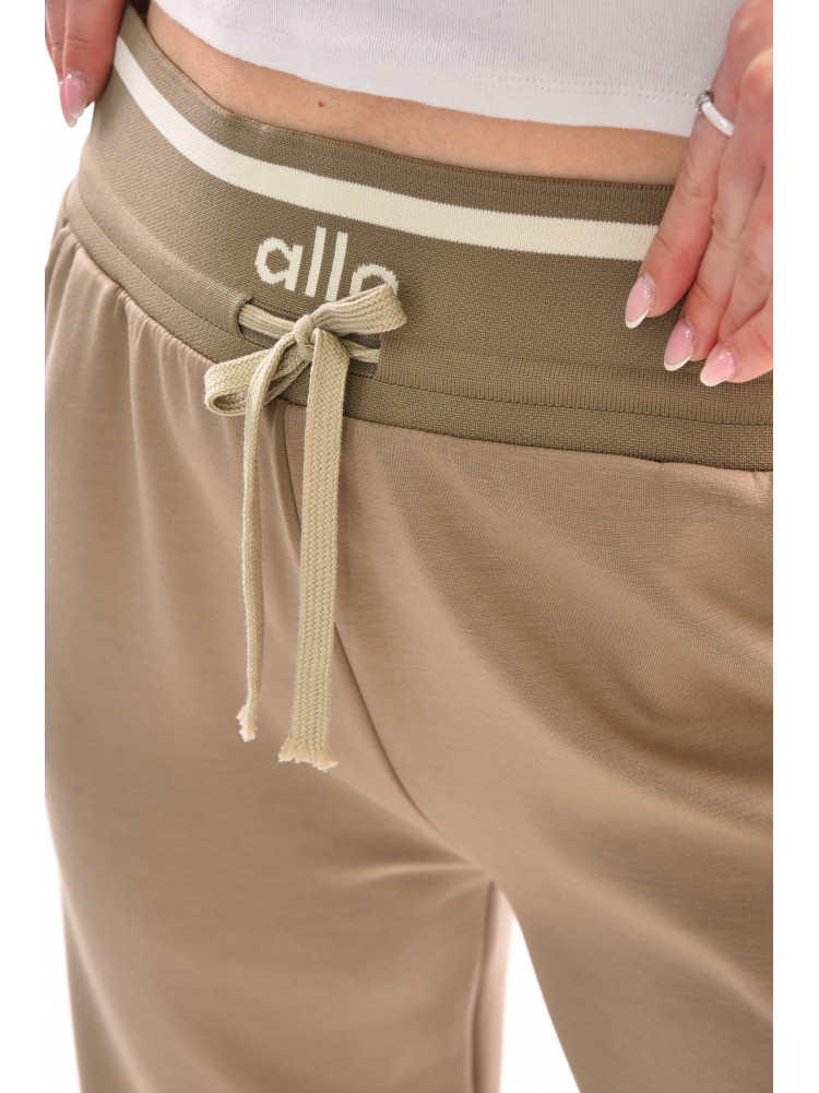 Штаны женские полубатальные однотонные бежевого цвета 9640-1 210054C