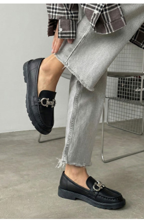 Туфли-лоферы женские черного цвета JB1710-1 210066C