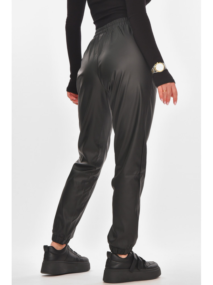 Штани жіночі з еко-шкіри однотонні чорного кольору 0084 210160C