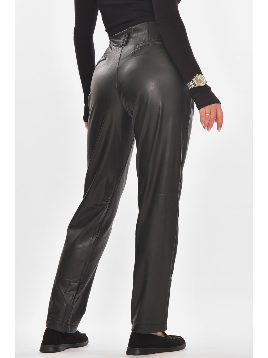 Штаны женские с эко-кожи утепленные черного цвета 0088 210161C