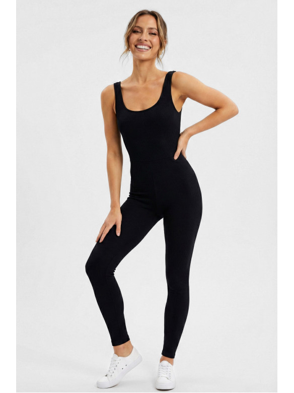 Комбинезон женский без рукавов черного цвета 6587 210204C