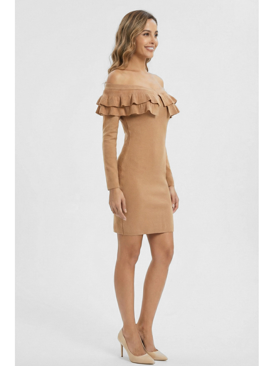 Платье женское с рюшами бежевого цвета 7088 210210C